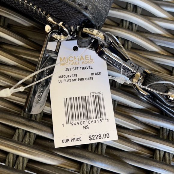 Michael Kors Jet Set Travel Large Flat Multifunctional Phone Case-Wristlet-Walle - Picture 6 of 16